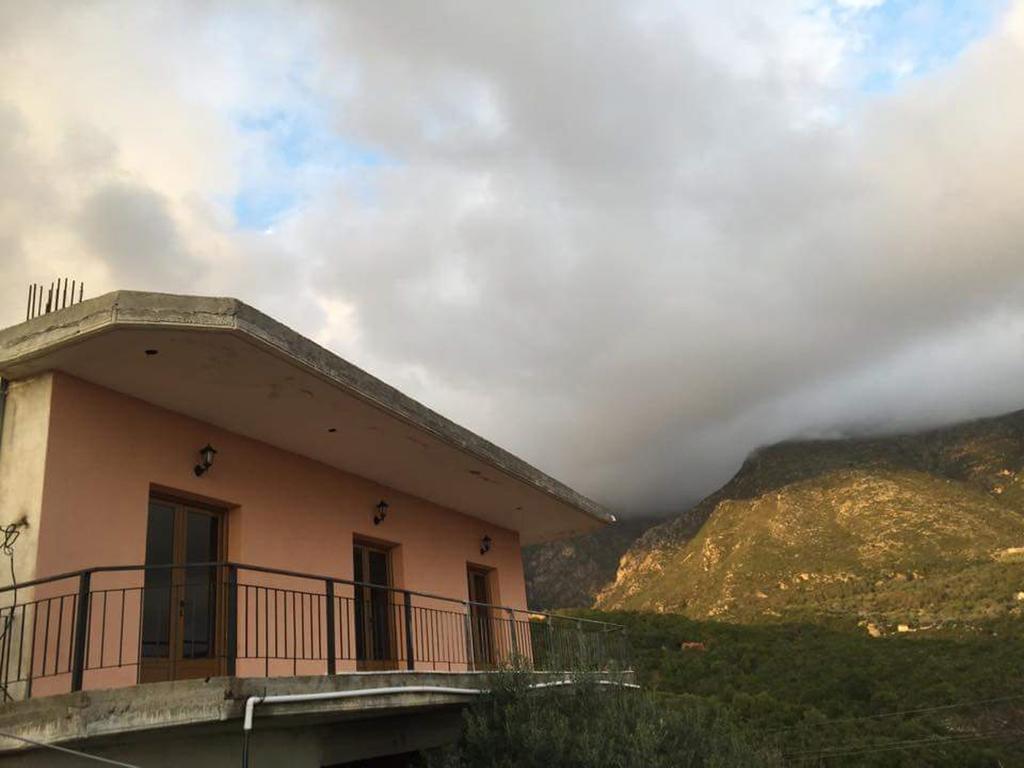 Vila Melpo Ilias